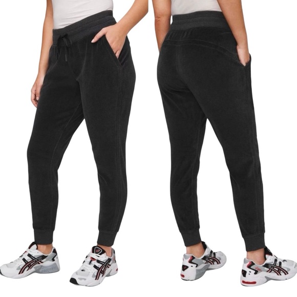 Lululemon Warm Down Jogger Women’s Size 2 - Picture 2 of 11